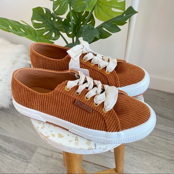 Superga • NWT Brown Corduroy Sneakers - Picture 2 of 7